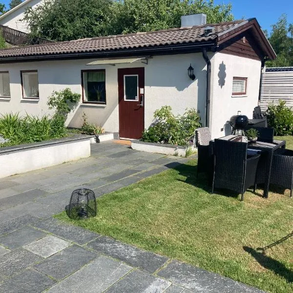 Casa Tureholm - ett mysigt hus i idylliska Trosa, hotel v destinaci Trosa