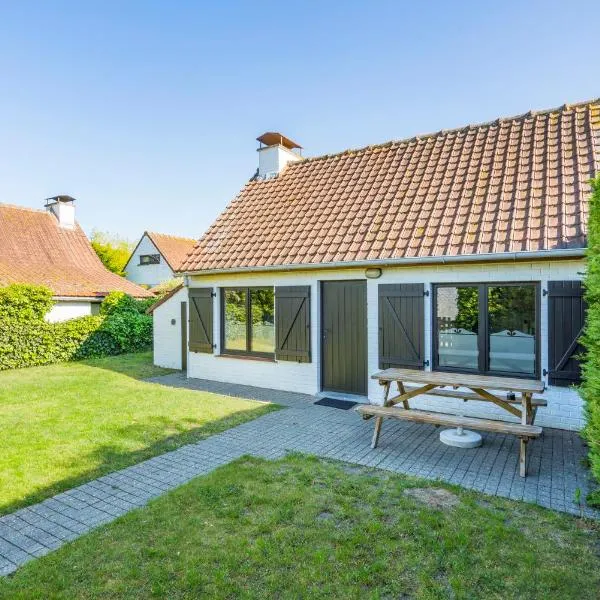Cottage 213 in Sunparks Oostduinkerke with free parking and garden, hotell i Koksijde