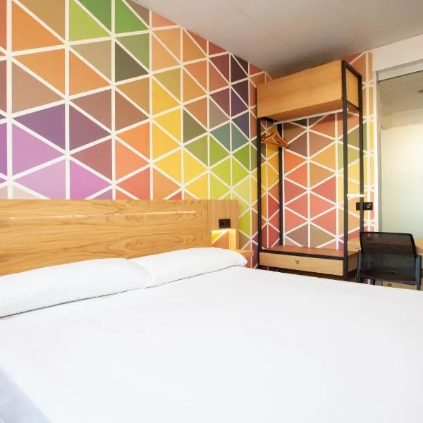 Vértice Roomspace, hotel v destinaci Madrid