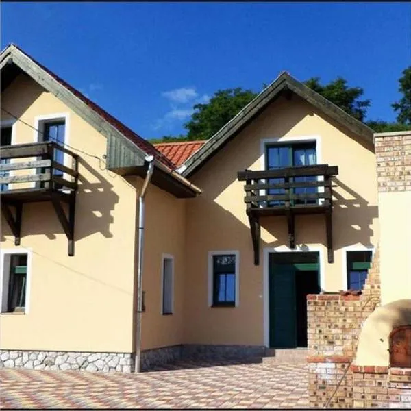 Matyó Rózsa Vendèghàz, hotel a Szihalom