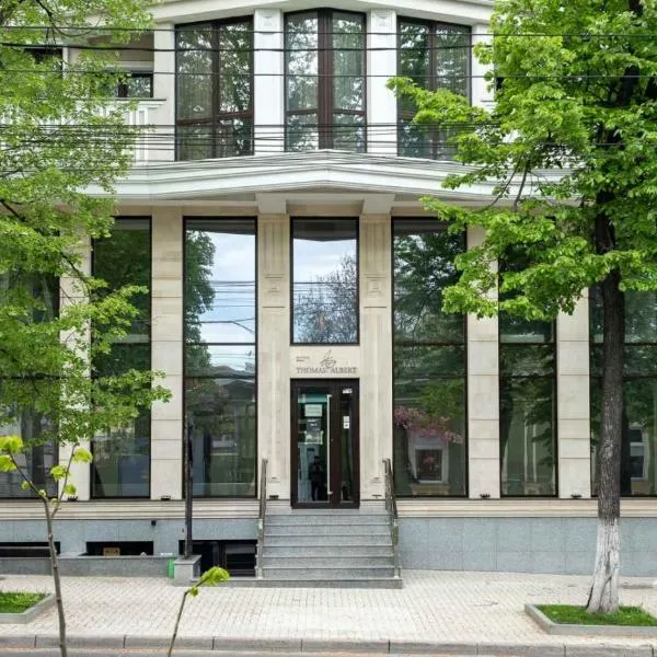 Thomas Albert Hotel, hotell sihtkohas Chişinău