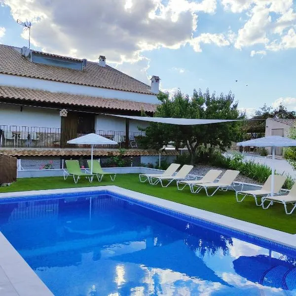 Los Laureles Casa Rural, hotell i Urda