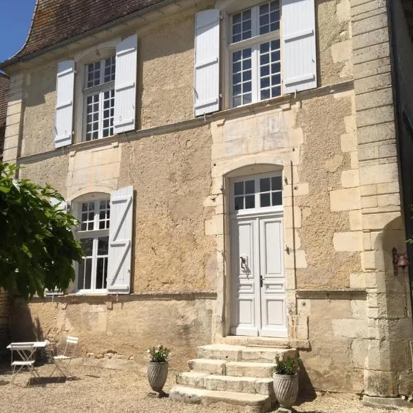 Le Petit Logis, hotel u gradu 'Rouillac'