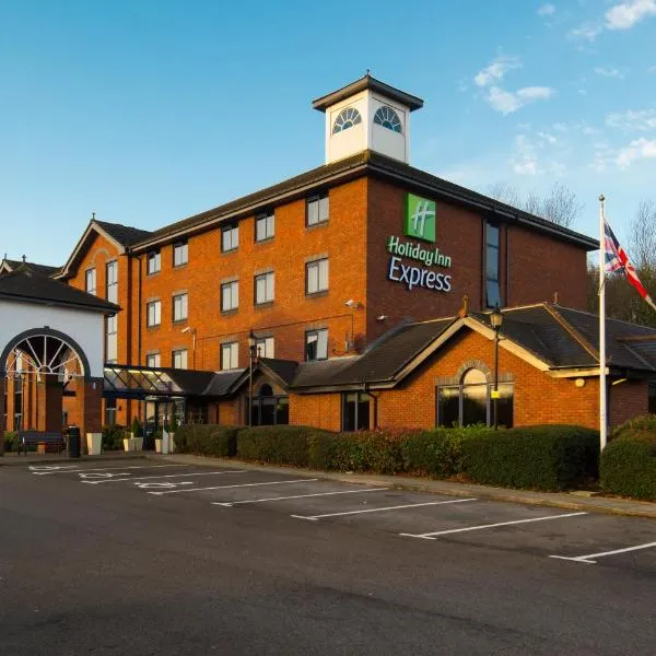 Holiday Inn Express Stafford, an IHG Hotel, hotel in Milford