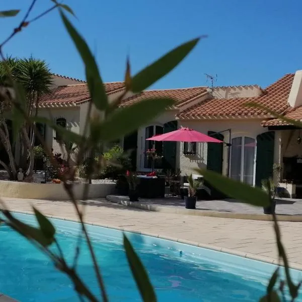 La Couloumine, hotel v destinaci Salses-le-Chateau