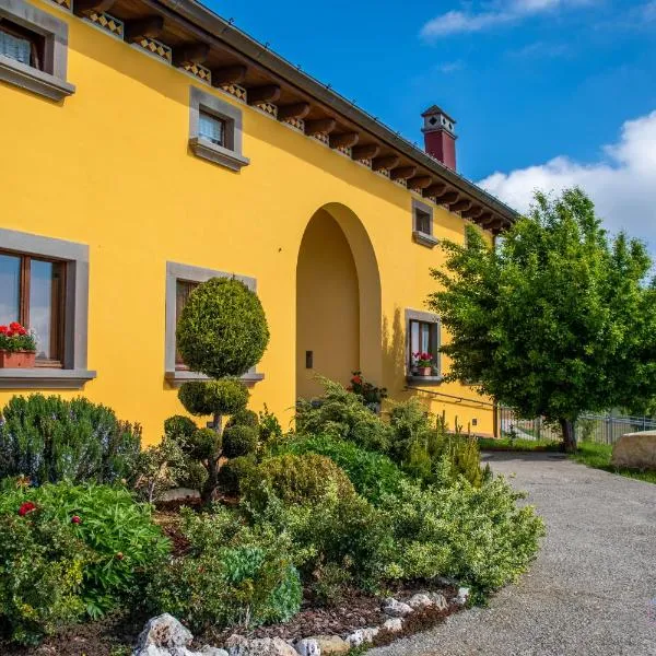 Antiche Vie B&B, hotel v destinaci Serramazzoni