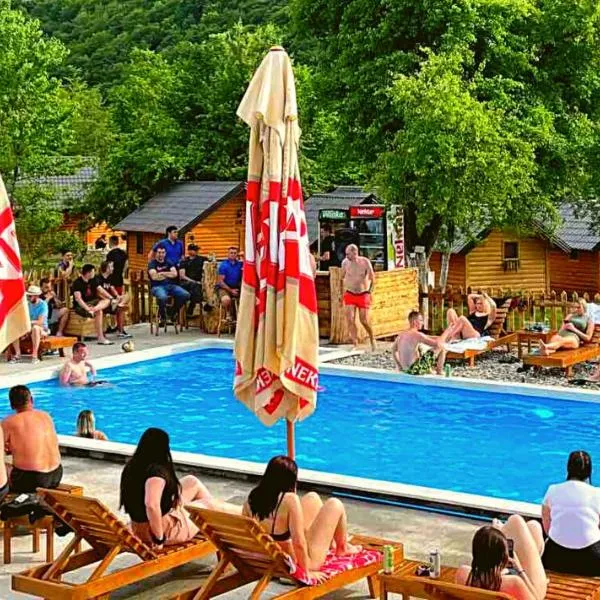 Rafting centar RT, hotel u Foči