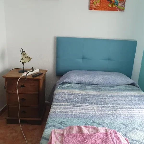 Casa mari carmen, hotel v destinaci Almuñécar