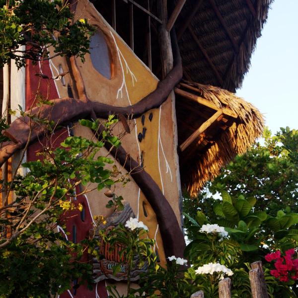 Raízes Eco Hostel