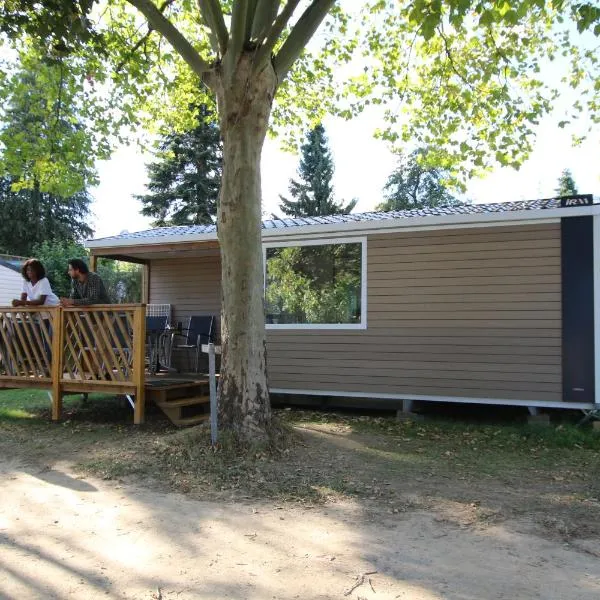 Loggia Camping Belle-Vue 2000, hotel in Berdorf