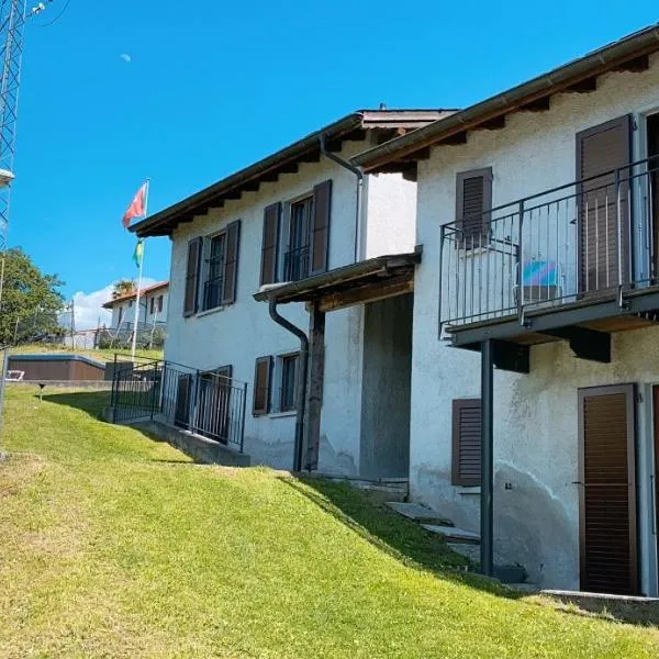 Casa Locarnesa, hotel v destinácii Gambarogno