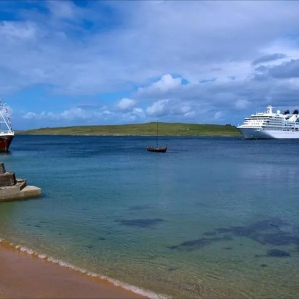 Queens Hotel, hotell i Scalloway