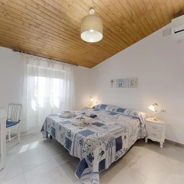 Casa Lucia, hotel a Olbia