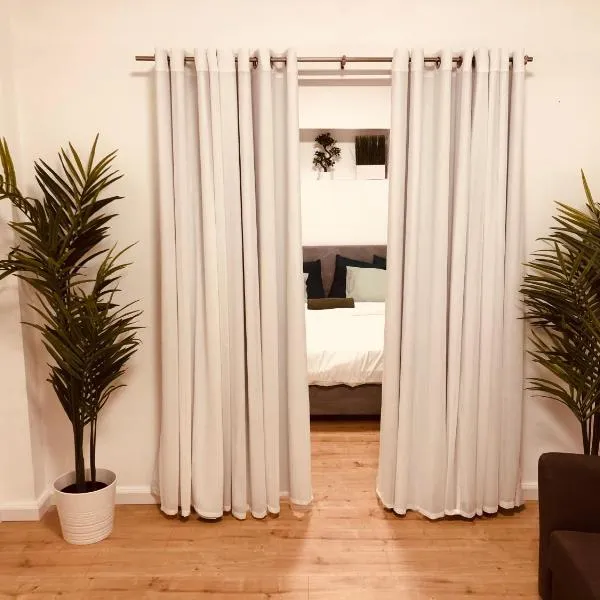 Villa Tlv רחוב הירקון 27 תל אביב, hotel em Tel Aviv