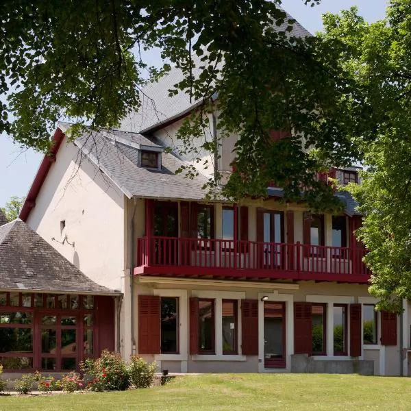 Le Monde de Charlie, hotel in Bellerive-sur-Allier