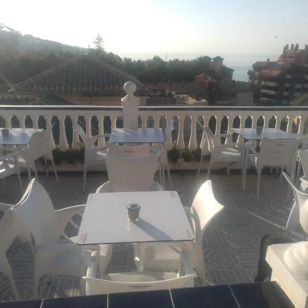 Terraza del Limonar, hotel v Malaze