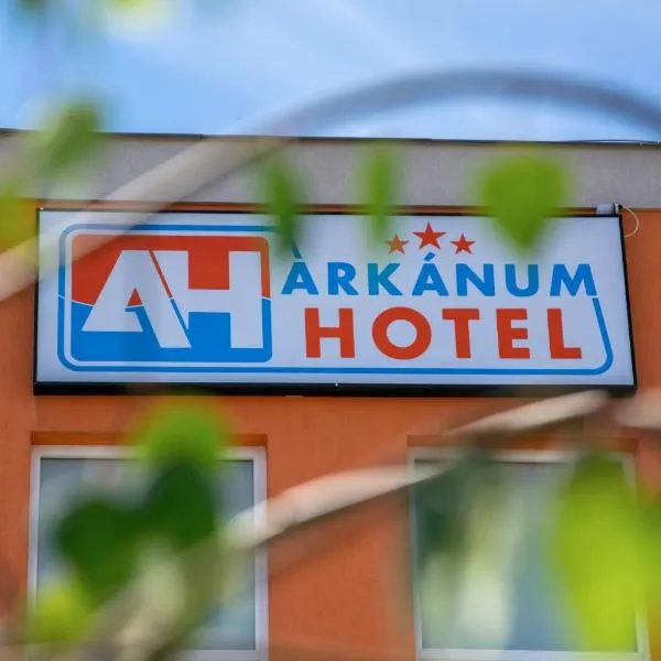 Arkánum Hotel, ξενοδοχείο σε Balatonmáriafürdő