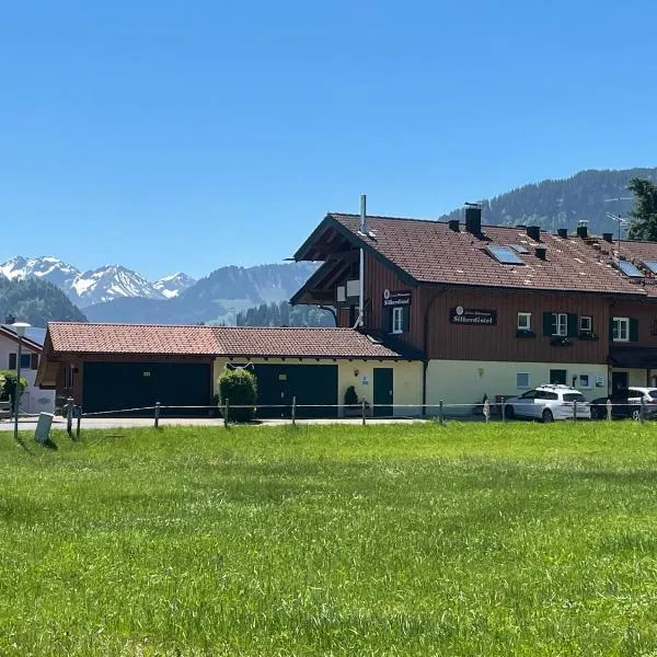 Ferienhotel Silberdistel garni, hotel v destinaci Bolsterlang