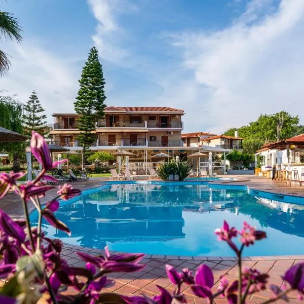 Almira Hotel, hotel in Troulos