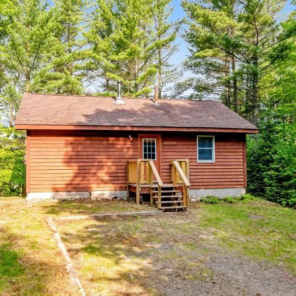 Loon's Landing, hotel in Mercer