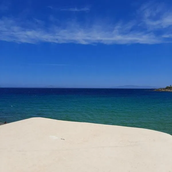 Paroscarmel studio-apartment, hotel v destinaci Logaras