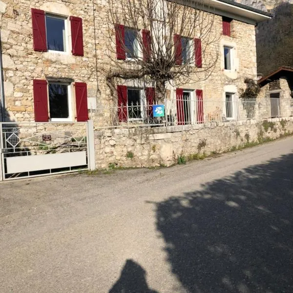 Au vieux four, hotel v destinaci La Rivière