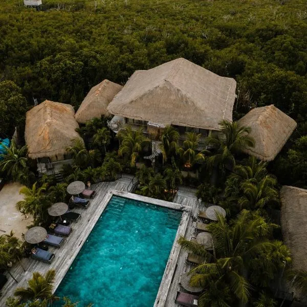 Radhoo Tulum, hotell i Chunyaxché