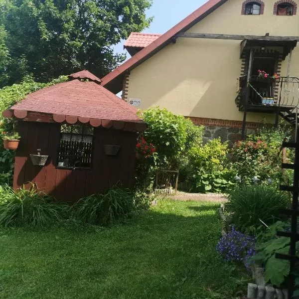Czerwonki Apartament, hotel v destinaci Mrągowo