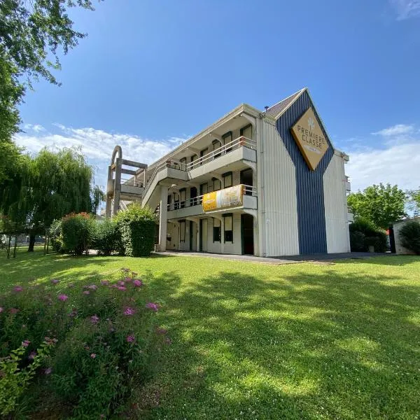 Premiere Classe Brive La Gaillarde Ouest, hotel in Chasteaux