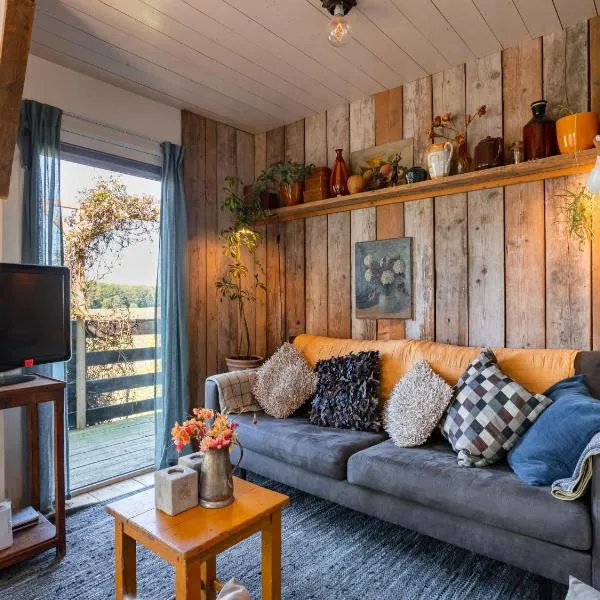 Holiday Home Polderzicht by Interhome, hotel v destinaci Zuid-Beijerland