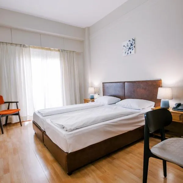 Hotel Cronos, hotel v destinaci Árta