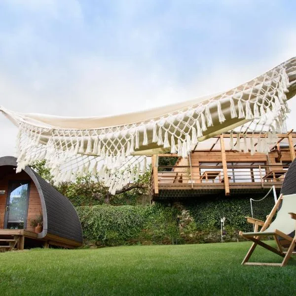 Glamping Hills, hotel v destinaci Santa Comba de Rossas