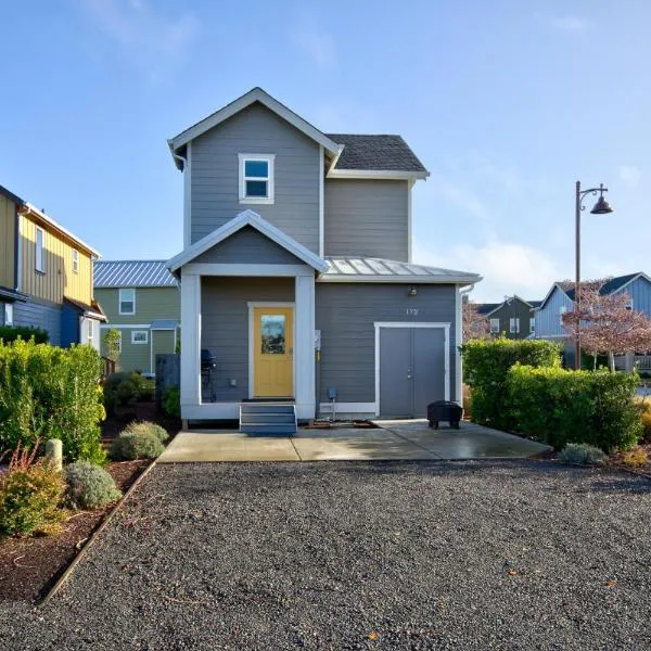 Sasquatch Shore House, hotel in Ocean Shores