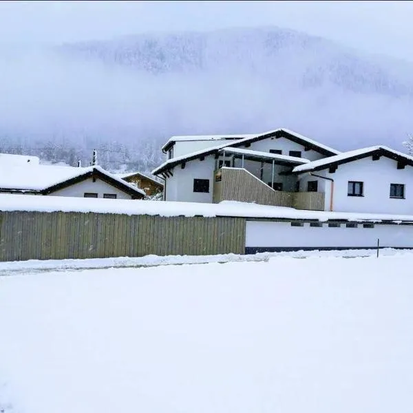 vista monte, hotel em Eben im Pongau