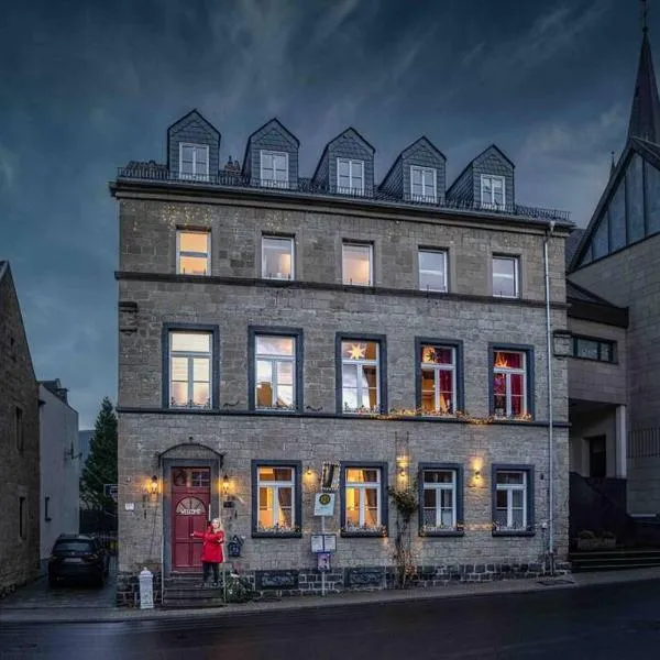 Altes Schwesternhaus - Homesite Apartments, hotel v destinaci Weibern