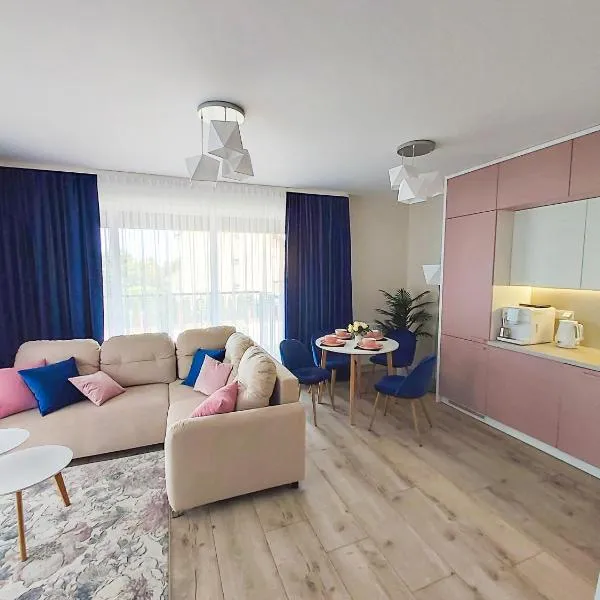 Apartament Bella Rosa z podziemnym parkingiem – hotel w mieście Marzysz