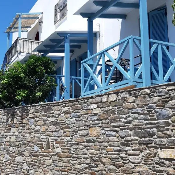 Roula's Studios, hotel en Andros