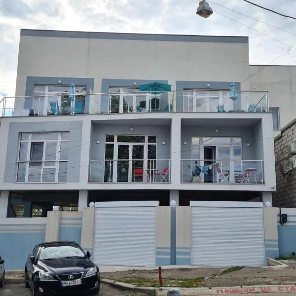 Семейная Вилла Люстдорф, hotel in Odesa
