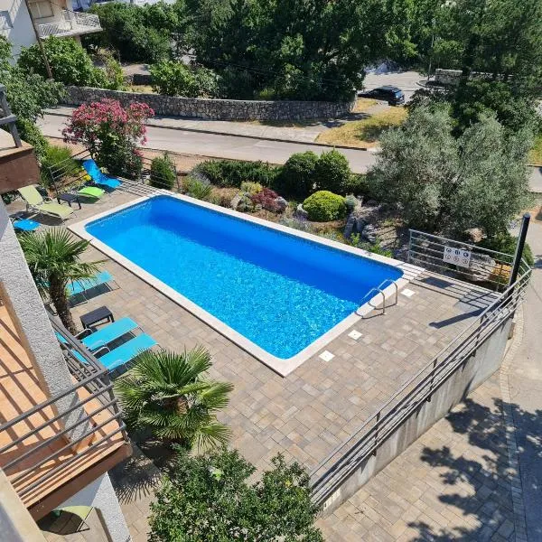 Apartments Lounger Crikvenica, hotel v destinaci Crikvenica