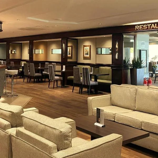 Normandy Hotel (Near Glasgow Airport), hotel di Paisley