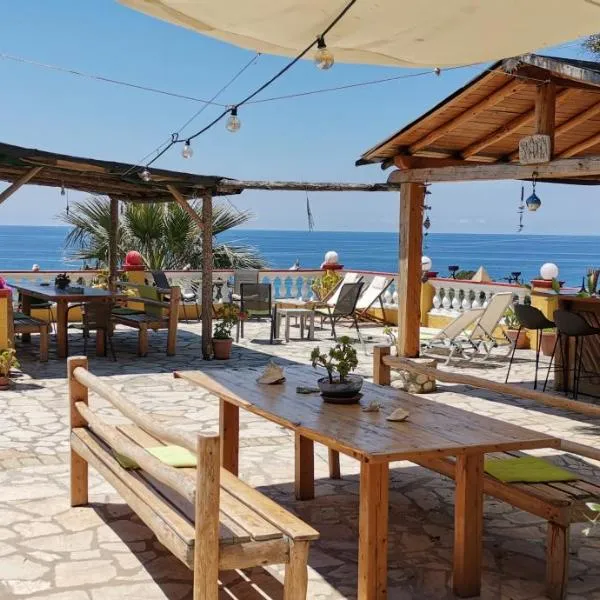 Pelekas Beach Apartments Rolling Stone, hotel v destinaci Pelekas
