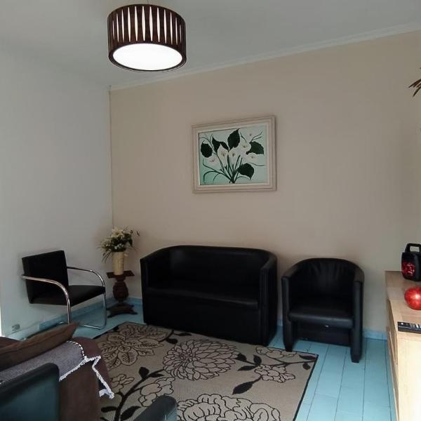 Casa 12 pessoas,5 quadras da praia, 2 vagas,Wifi,Ar condicionado - Foto 2