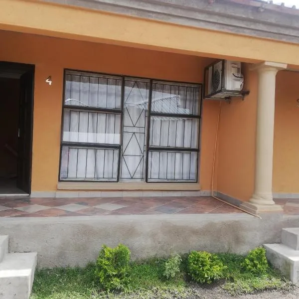 The journey guest house, hotel v destinaci Mzinti