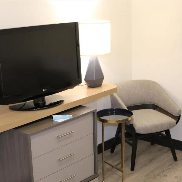 Holiday Inn & Suites St. Cloud by IHG, hotel v destinaci Saint Cloud