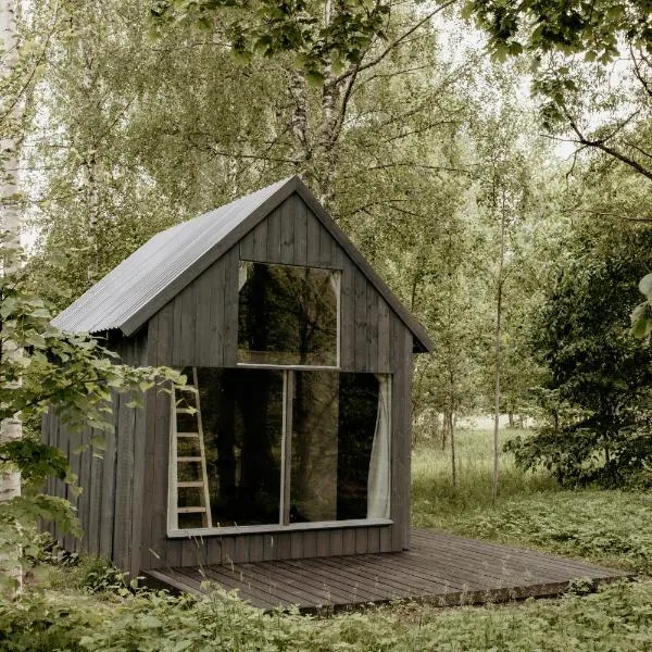 Mana daba, hotel in Lubāna