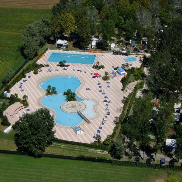 Happy Camp Mobile Homes in Camping Laguna Village, hotel v Caorle