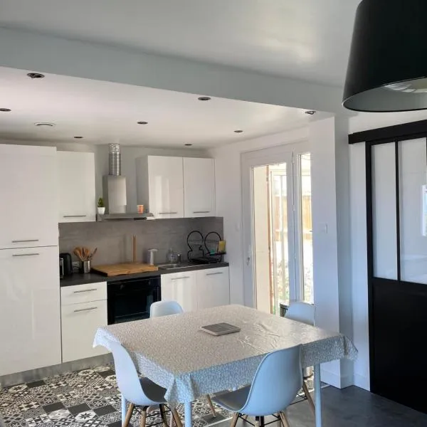 Gîte « la sakalava » vue panoramique faron, hotell sihtkohas Toulon