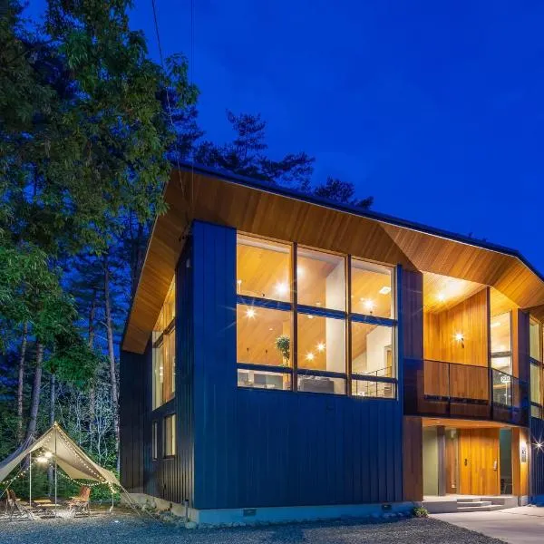 Hakuba Jade Chalet by Jade Group, khách sạn ở Hakuba