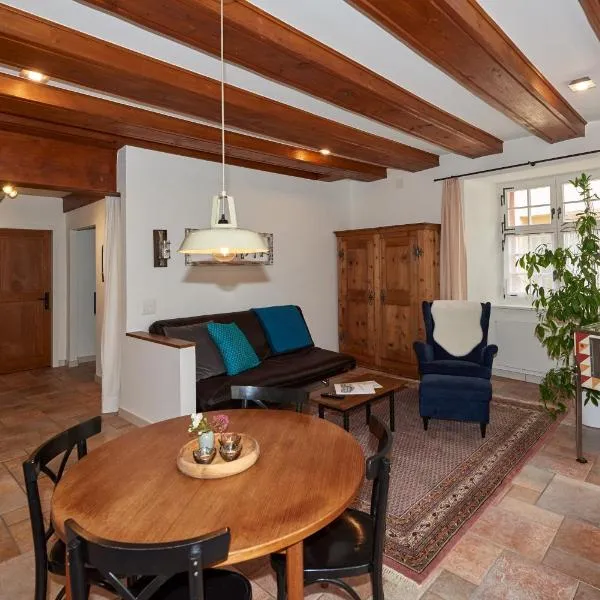 Ferienwohnung in Rheinfelder Altstadt, hotel v destinaci Rheinfelden