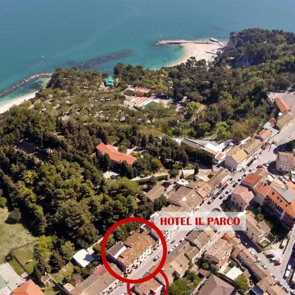 Hotel "Il Parco" B&B Sirolo, hotel Sirolóban